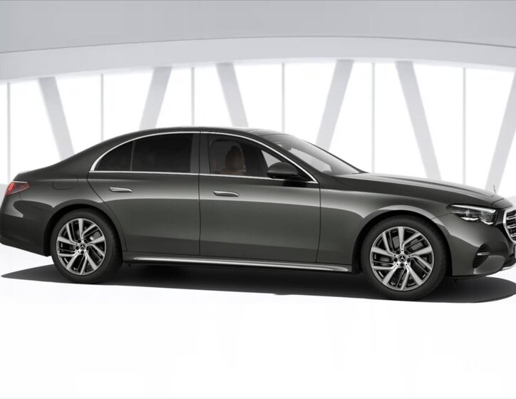 Mercedes-Benz Třídy E Sedan / Limuzína 3,0 l 270 kw