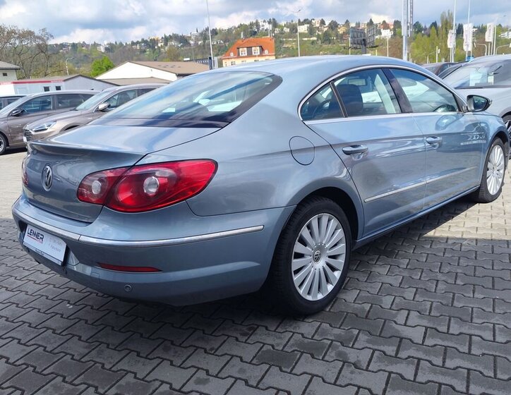 Volkswagen Passat CC Sedan / Limuzína 2,0 l 103 kw
