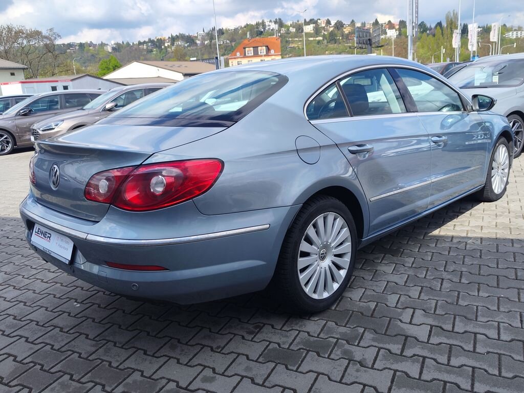 Volkswagen Passat CC Sedan / Limuzína 2,0 l 103 kw