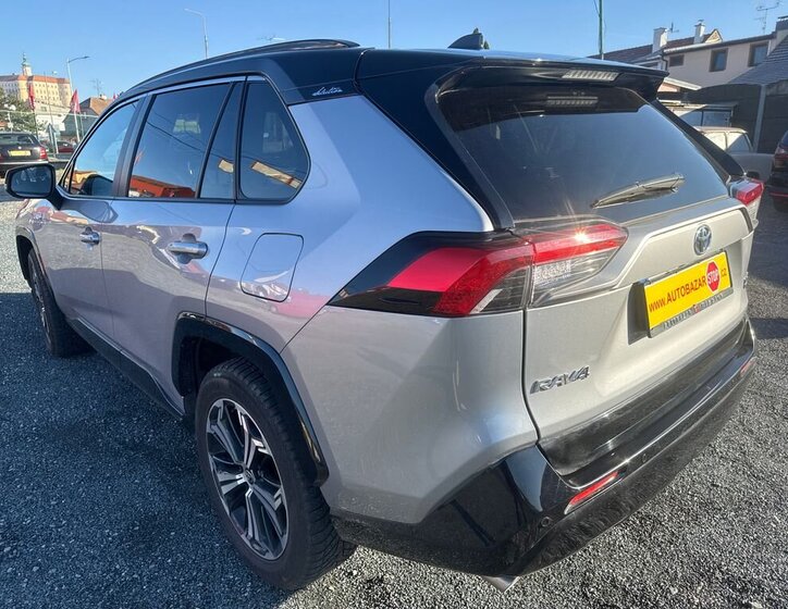 Toyota RAV4 4