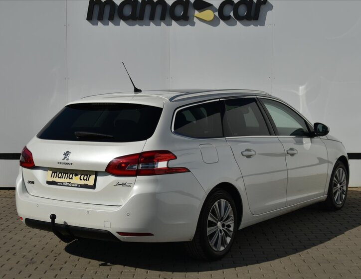 Peugeot 308 Kombi 1,5 l 96 kw