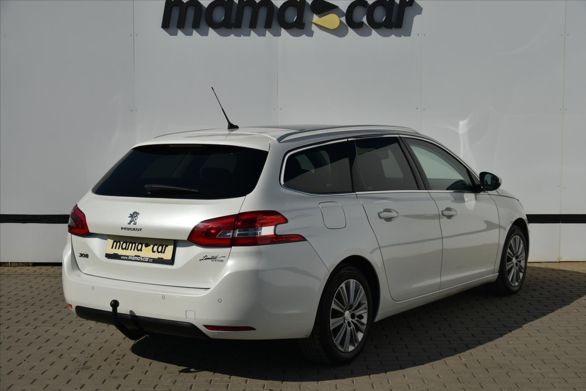 Peugeot 308 Kombi 1,5 l 96 kw