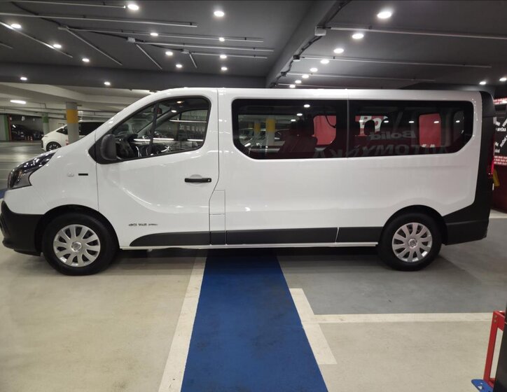 Renault Trafic 11