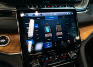 Jeep Grand Cherokee 34