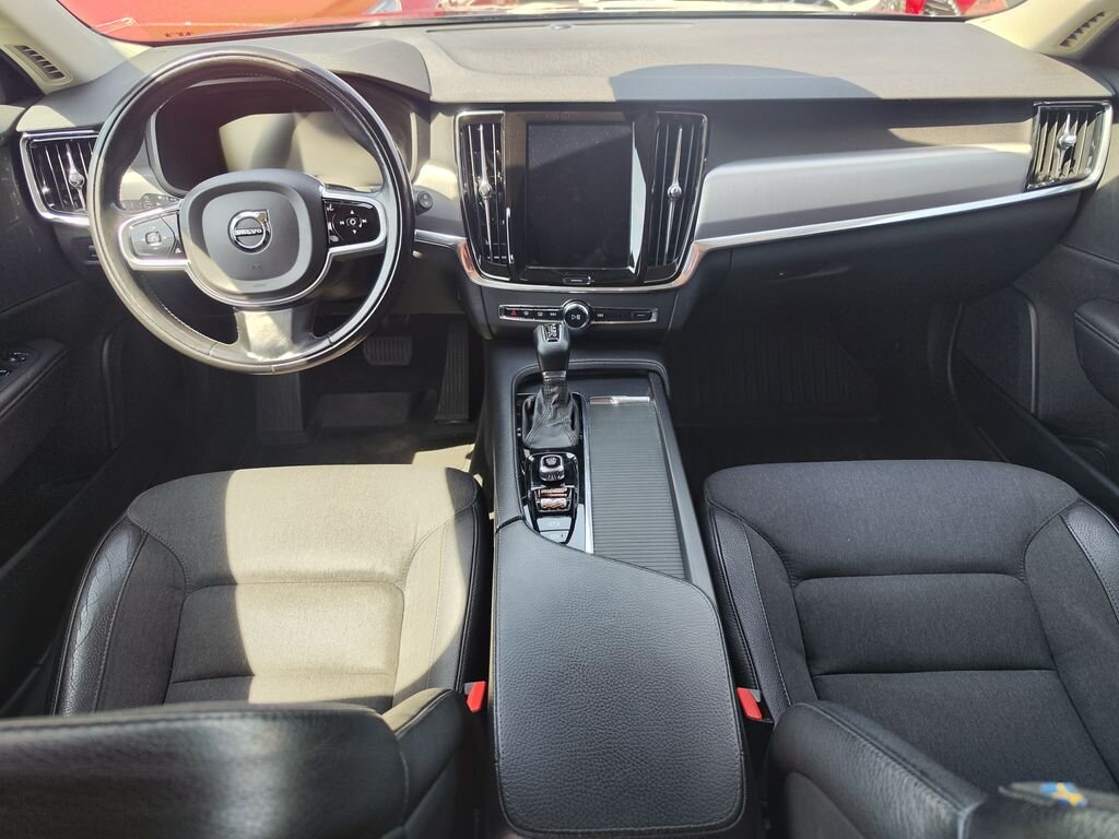 Volvo V90 Kombi 2,0 l 140 kw