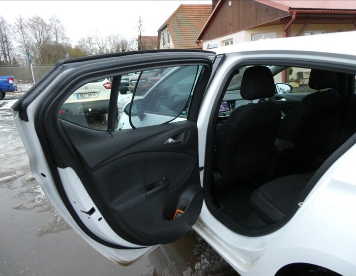 Opel Astra Hatchback 1,6 l 81 kw