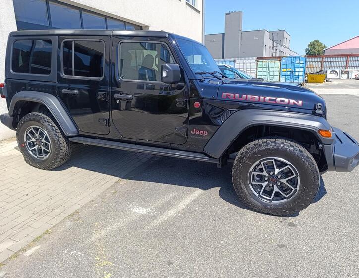 Jeep Wrangler 2