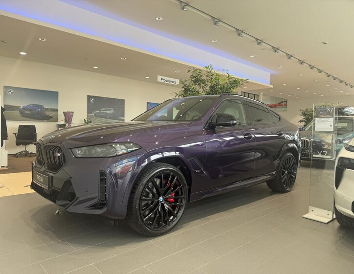 BMW X6 SUV 4,4 l 390 kw