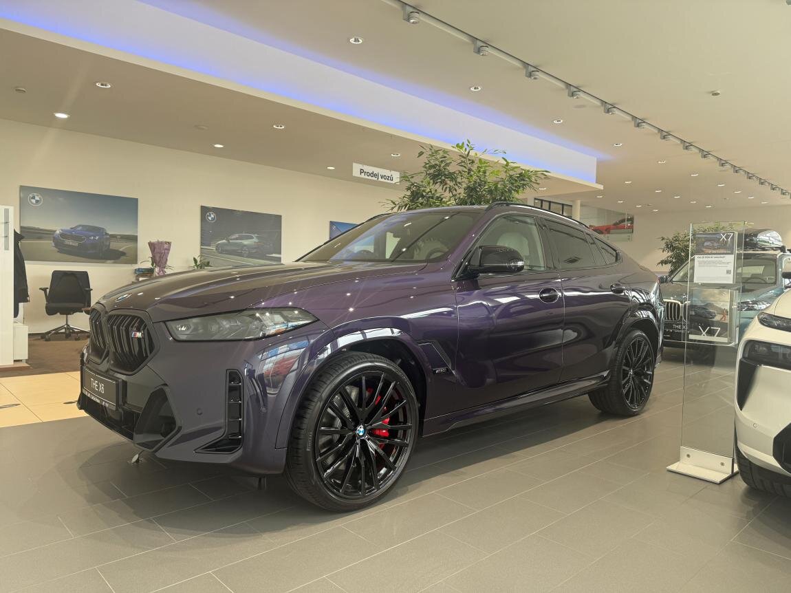 BMW X6 SUV 4,4 l 390 kw