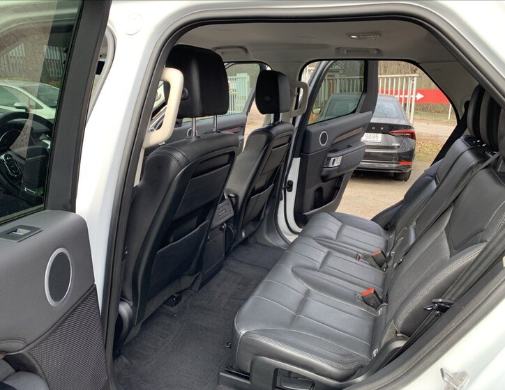 Land Rover Discovery SUV / Terénní 3,0 l 190 kw