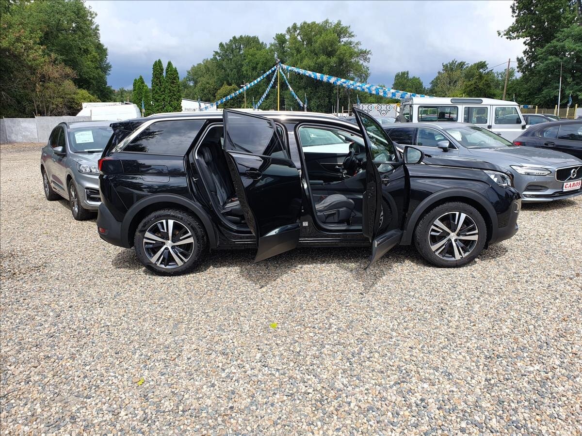 Peugeot 5008 SUV / Terénní 1,5 l 96 kw