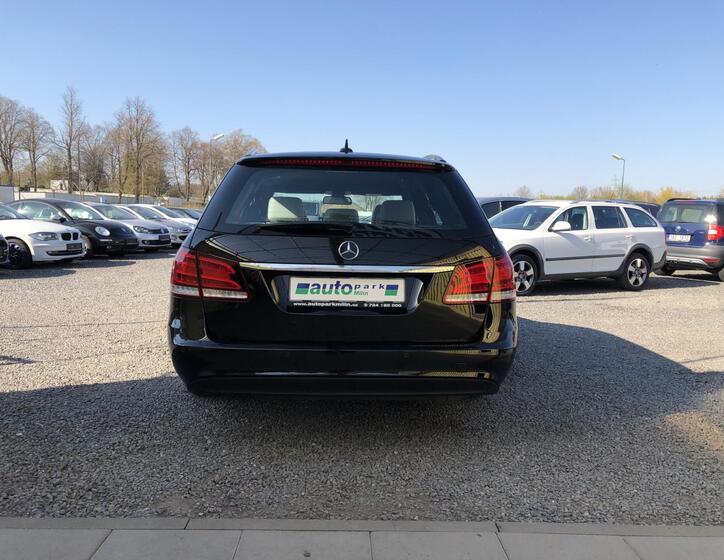 Mercedes-Benz Třídy E 5