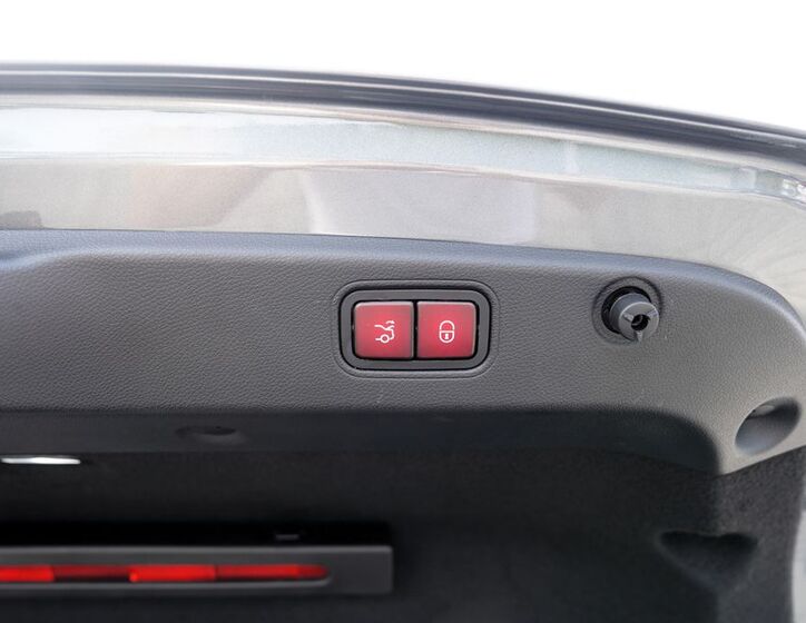 Mercedes-Benz CLS 13