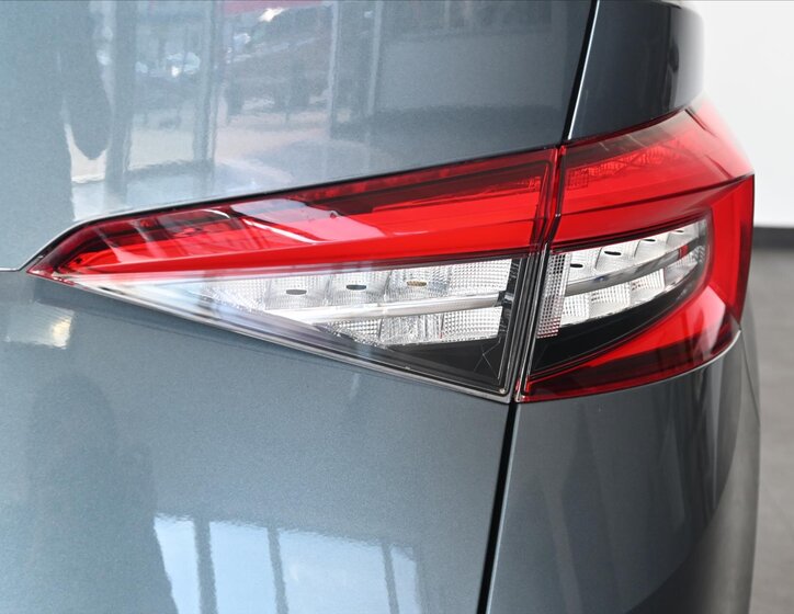 Škoda Kodiaq SUV / Terénní 1,5 l 110 kw