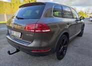 Volkswagen Touareg 6
