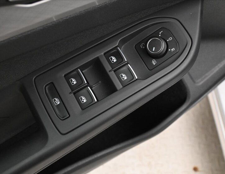 Volkswagen Golf Kombi 2,0 l 85 kw