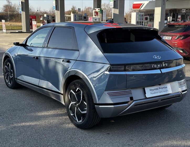 Hyundai Ioniq 5 Hatchback 1,0 239 kw