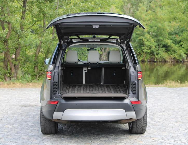 Land Rover Discovery 11