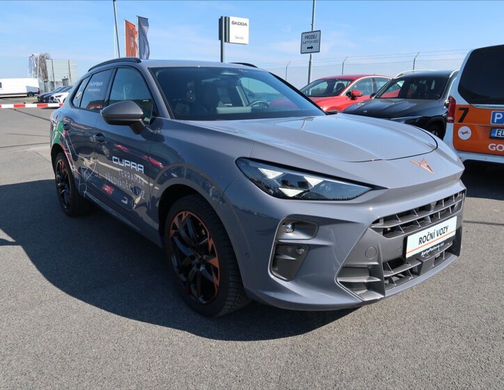 Cupra Terramar SUV / Terénní 2,0 l 195 kw