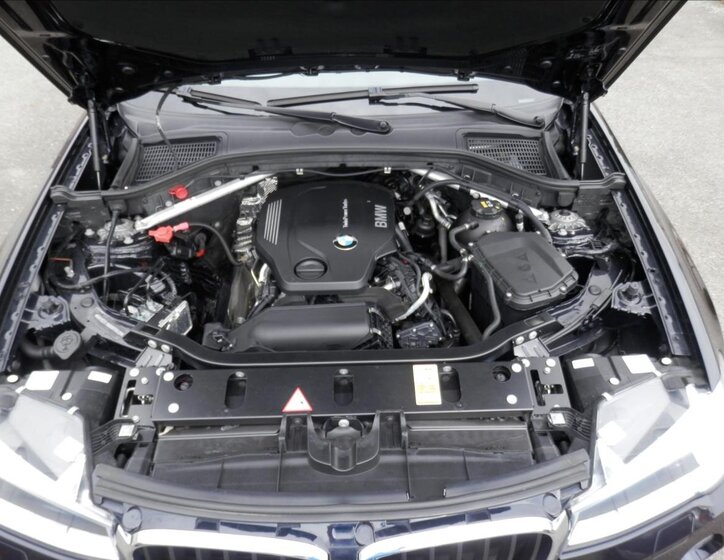 BMW X3 SUV 2,0 l 140 kw