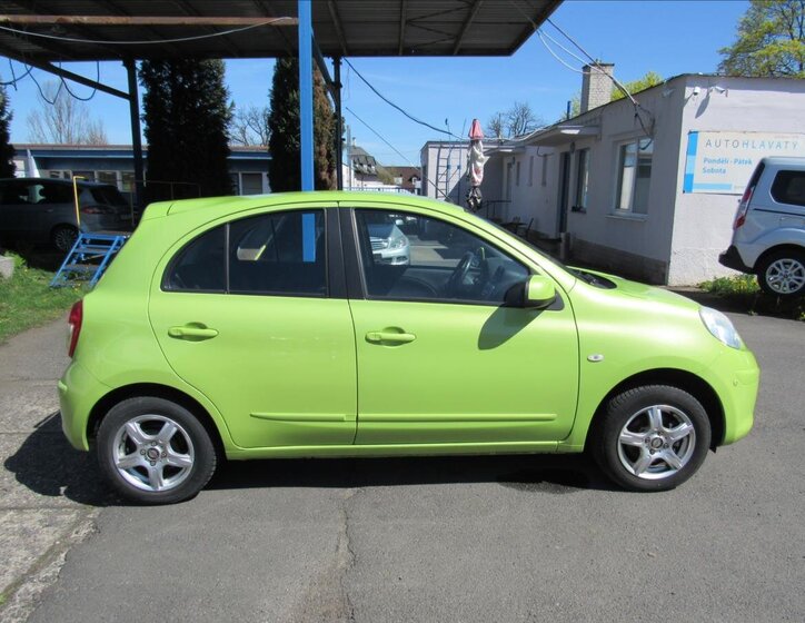 Nissan Micra Hatchback 1,2 l 59 kw