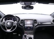 Jeep Grand Cherokee 32