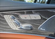 Mercedes-Benz CLS Sedan 3,0 l 270 kw