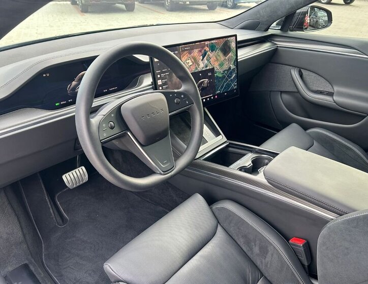 Tesla Model S Sedan / Limuzína 0,0 760 kw