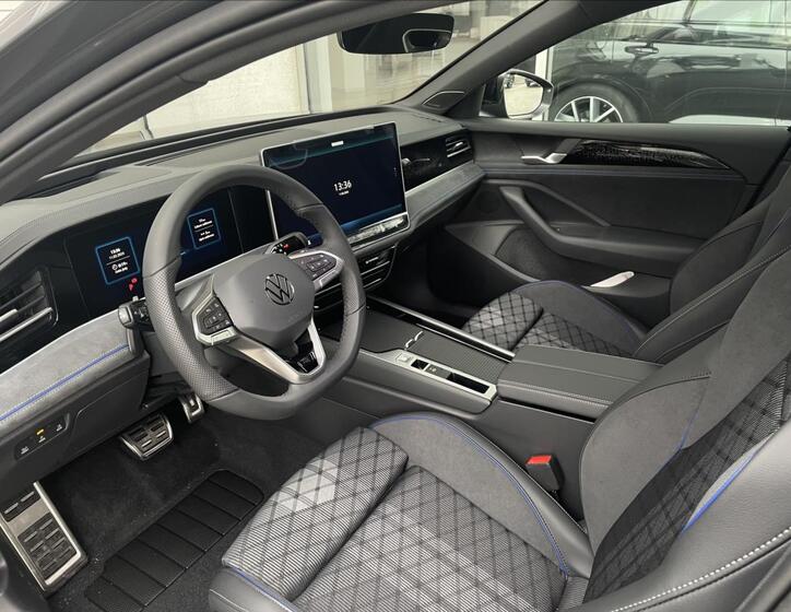 Volkswagen Passat 11