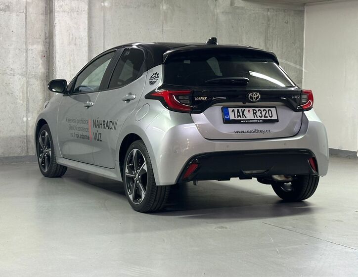 Toyota Yaris 7