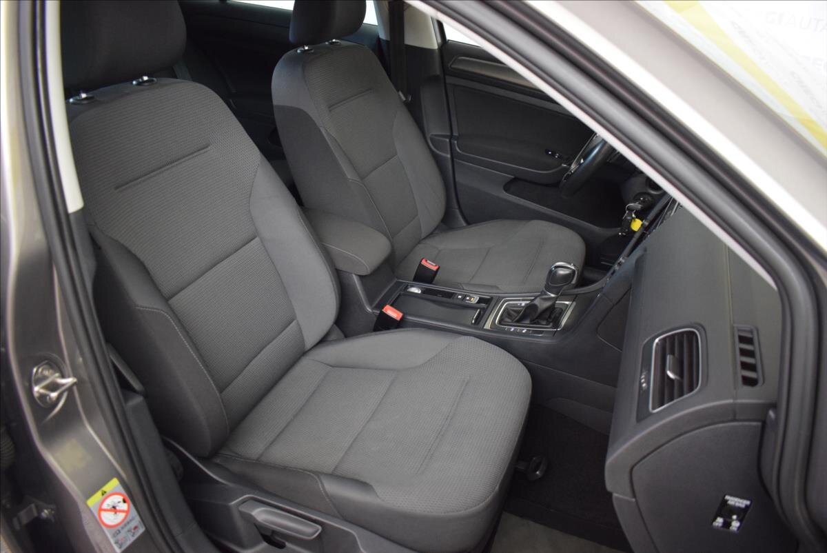 Volkswagen Golf Hatchback 1,4 l 90 kw