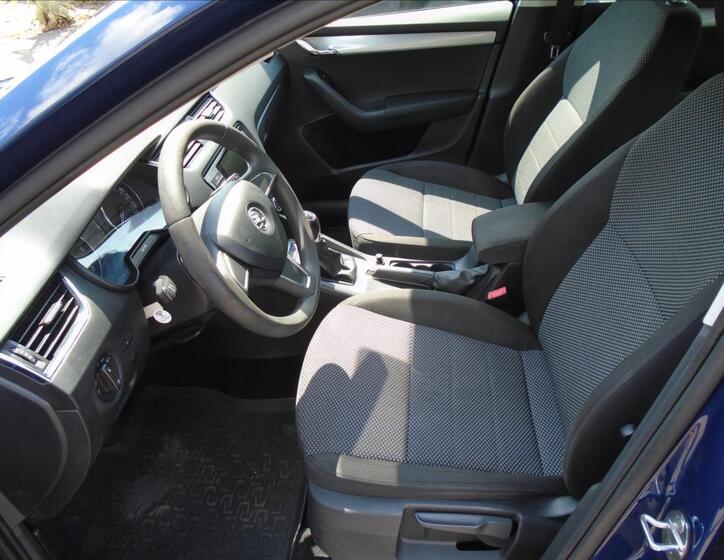 Škoda Octavia 10