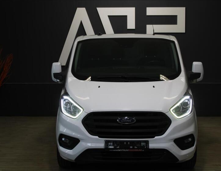 Ford Transit Custom 3