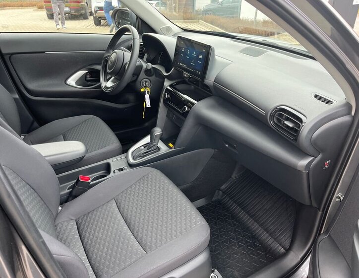 Toyota Yaris Cross SUV / Terénní 1,5 l 68 kw