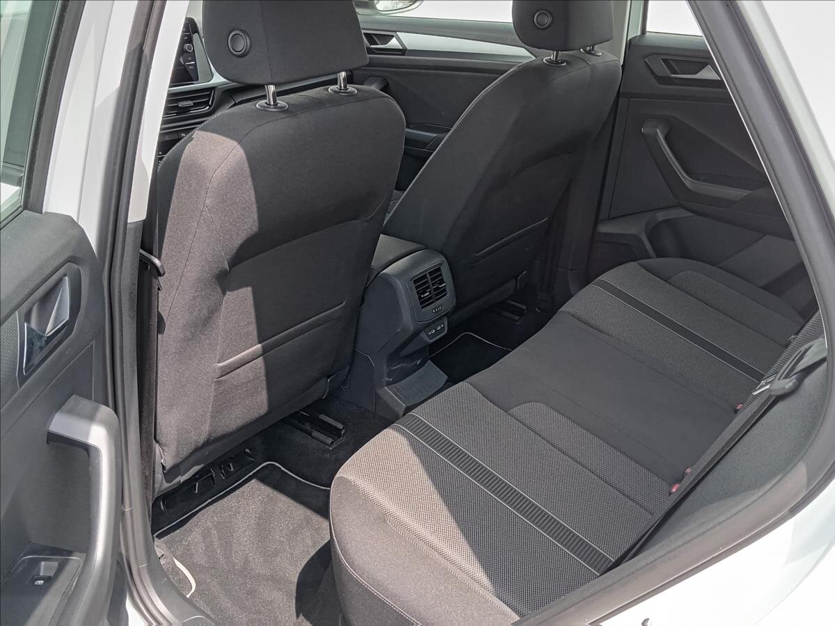 Volkswagen T-Roc Hatchback 999,0 81 kw