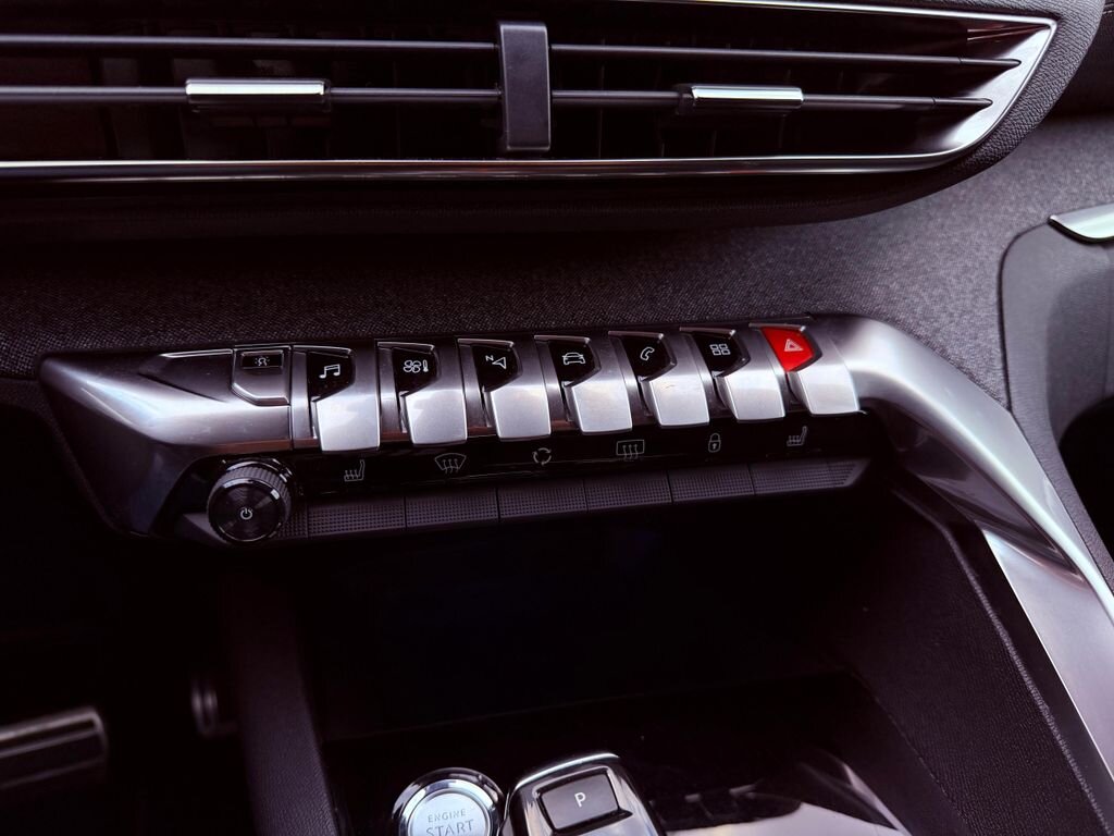 Peugeot 5008 SUV / Terénní 1,6 l 133 kw