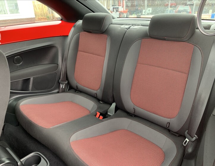 Volkswagen Beetle 23