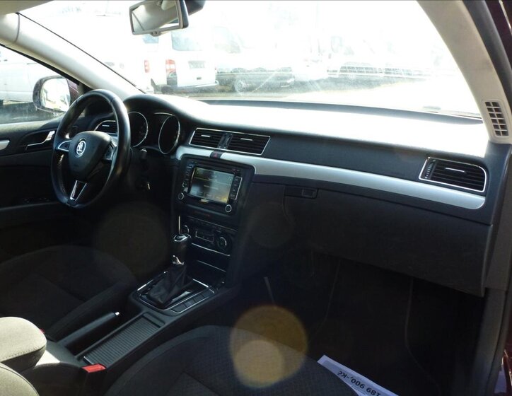 Škoda Superb Kombi 2,0 l 125 kw