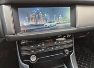 Jaguar XF Sedan / Limuzína 3,0 l 221 kw