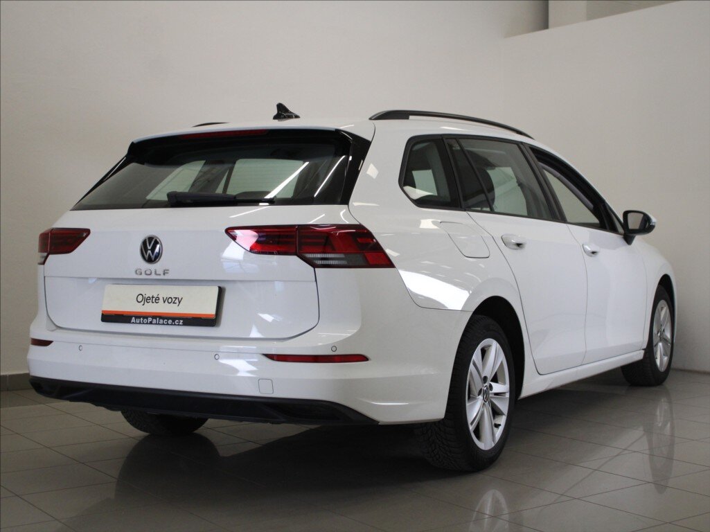 Volkswagen Golf Kombi 1,5 l 96 kw