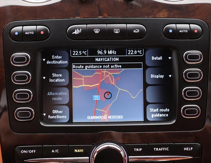 Bentley Continental GT Kupé 6,0 l 412 kw