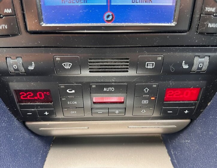 Audi S6 Kombi 4,2 l 220 kw