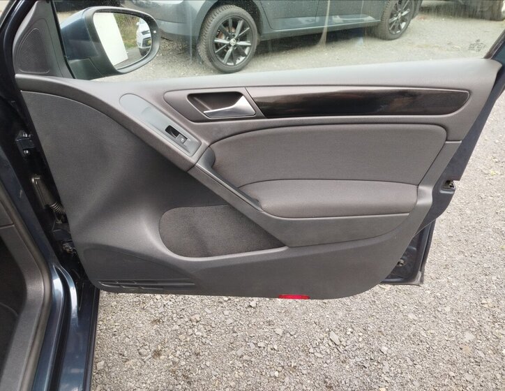 Volkswagen Golf Hatchback 2,0 l 81 kw