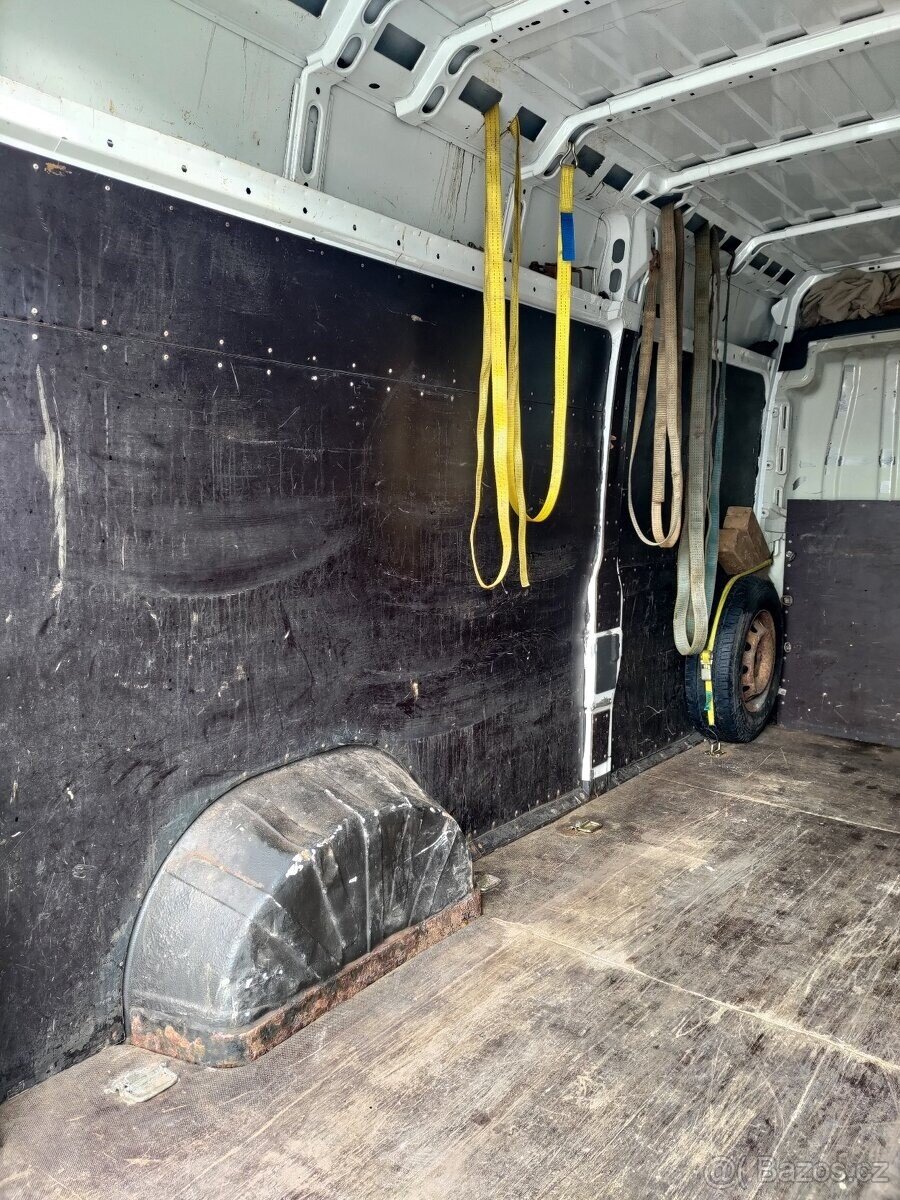 Citroën Jumper Skříň 2,2 l 110 kw