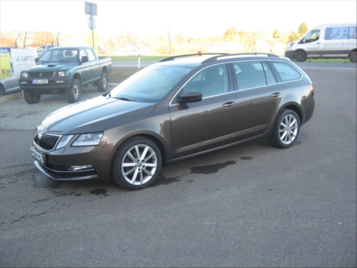Škoda Octavia Kombi 1,5 l 110 kw