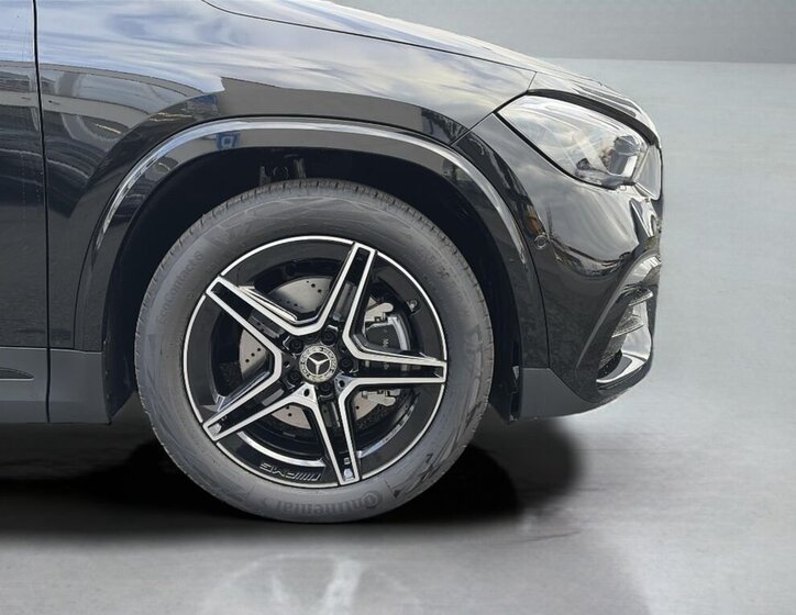 Mercedes-Benz GLA 15