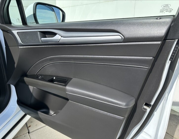 Ford Mondeo Kombi 2,0 l 110 kw