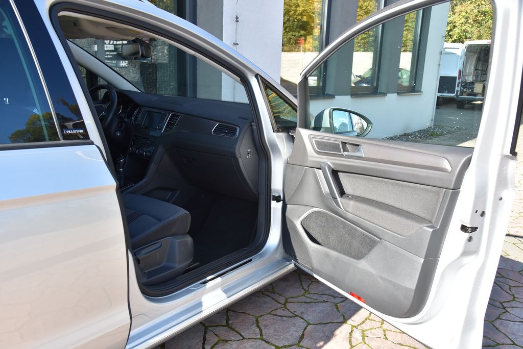 Volkswagen Golf Sportsvan