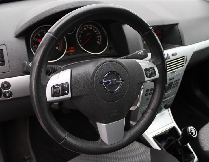 Opel Astra Kombi 1,6 l 85 kw