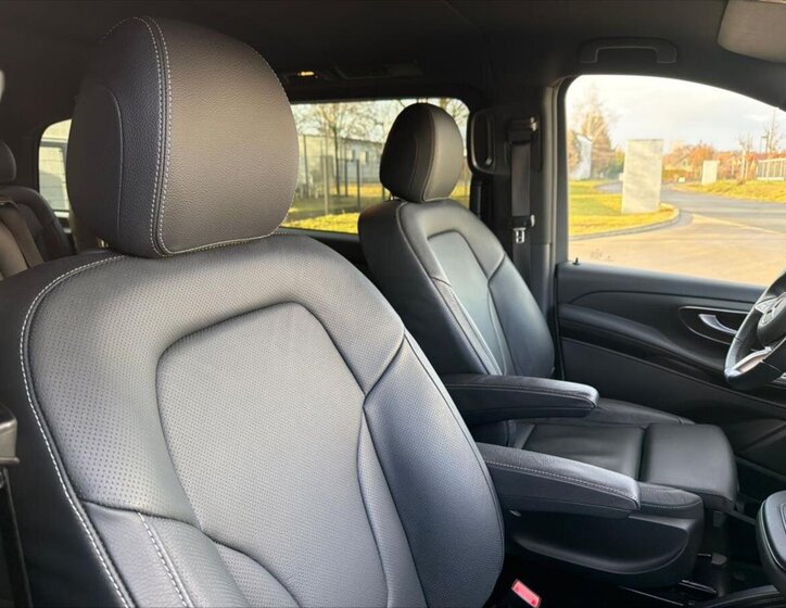 Mercedes-Benz Třídy V 13